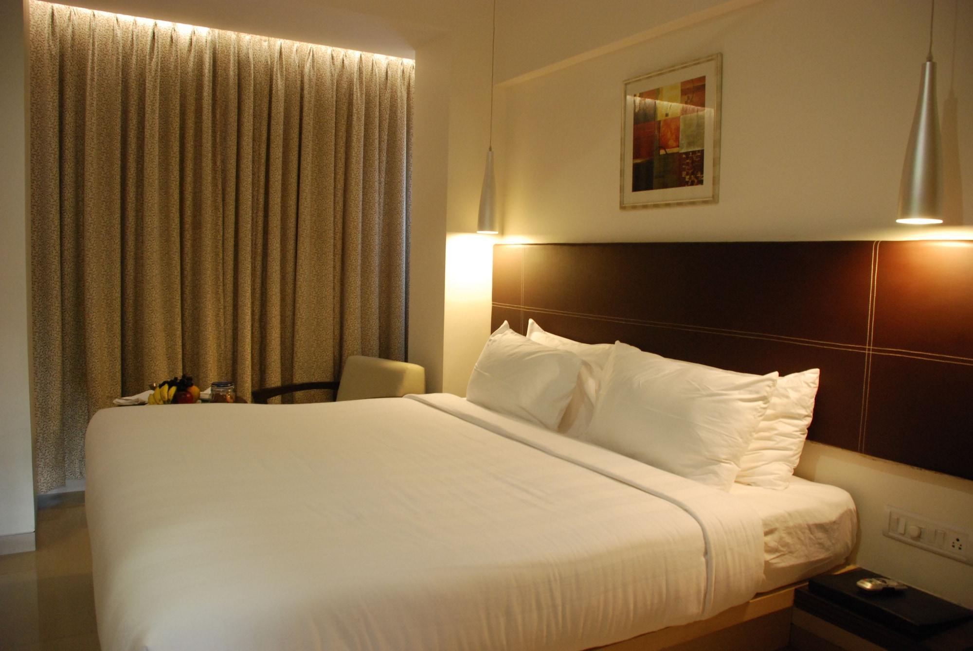 Hotel The Oriental Residency Bombay Esterno foto