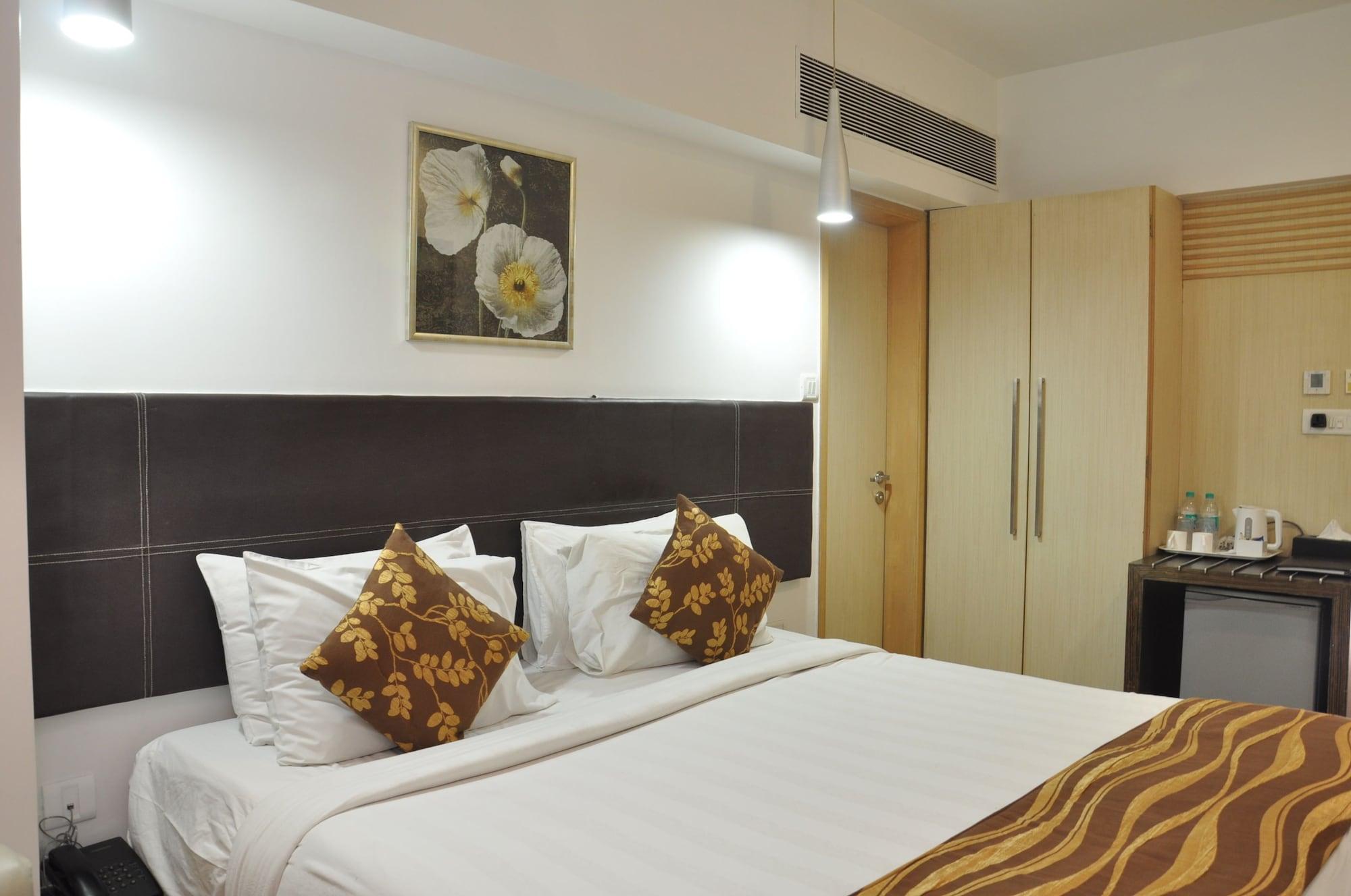 Hotel The Oriental Residency Bombay Esterno foto