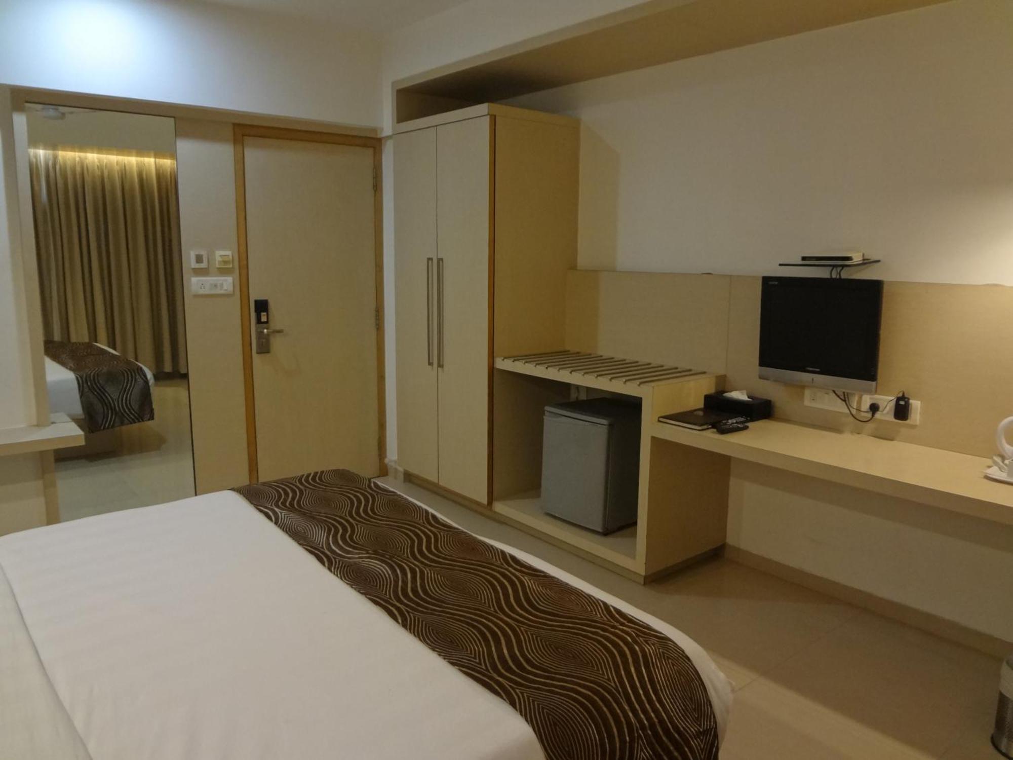 Hotel The Oriental Residency Bombay Esterno foto